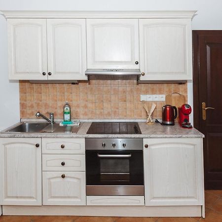 Vila Viktoria - Apartman Viktoria 2 ルジョムベロク エクステリア 写真