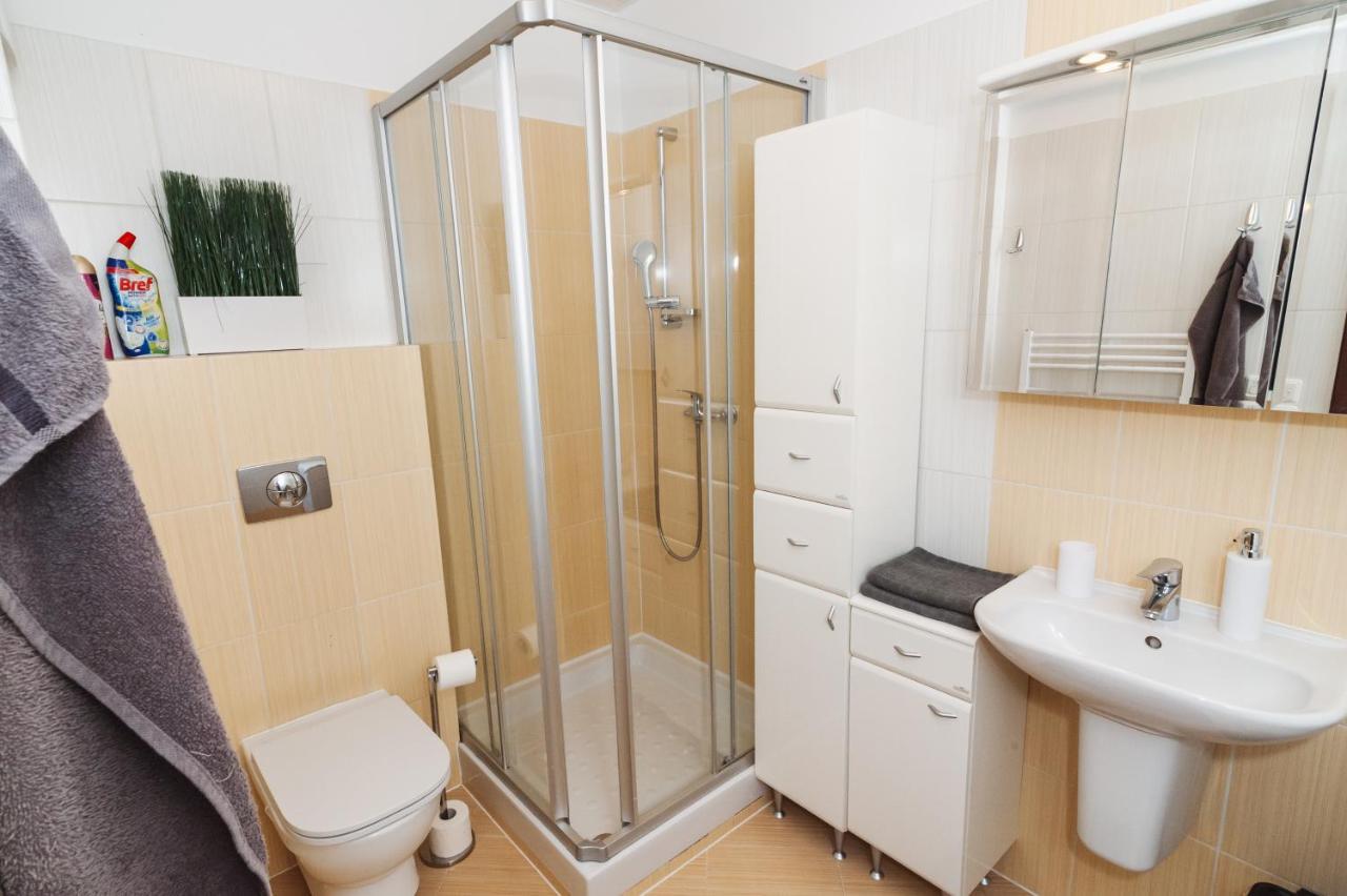Vila Viktoria - Apartman Viktoria 2 ルジョムベロク エクステリア 写真