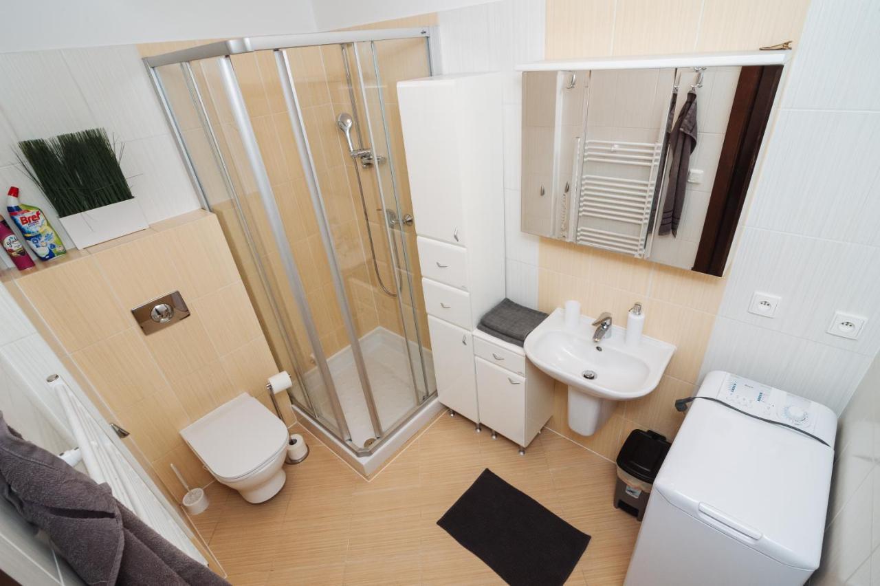 Vila Viktoria - Apartman Viktoria 2 ルジョムベロク エクステリア 写真